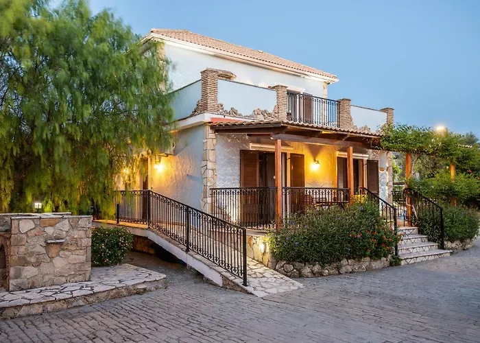 Olive Tree - 400m From The Beach, By Zantewize * Kypseli