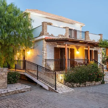 Olive Tree - 400m From The Beach, By Zantewize * Kypseli