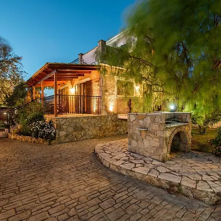 Olive Tree - 400m From The Beach, By Zantewize * Kypseli