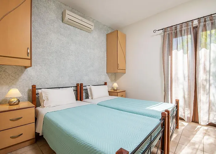 Olive Tree - 400m From The Beach, By Zantewize 빌라 킵셀리