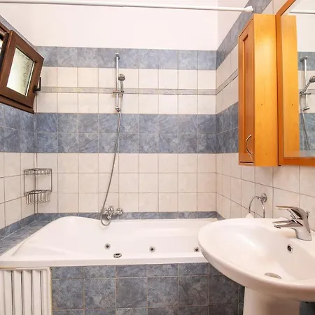 Olive Tree - 400m From The Beach, By Zantewize Villa *