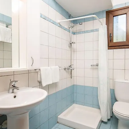 Villa Olive Tree - 400m From The Beach, By Zantewize