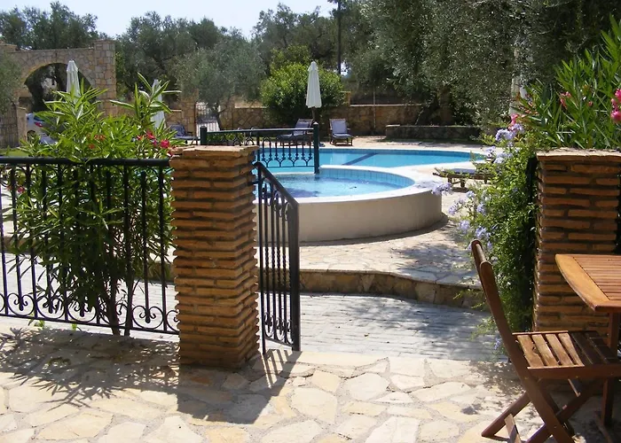 Вилла Olive Tree - 400m From The Beach, By Zantewize